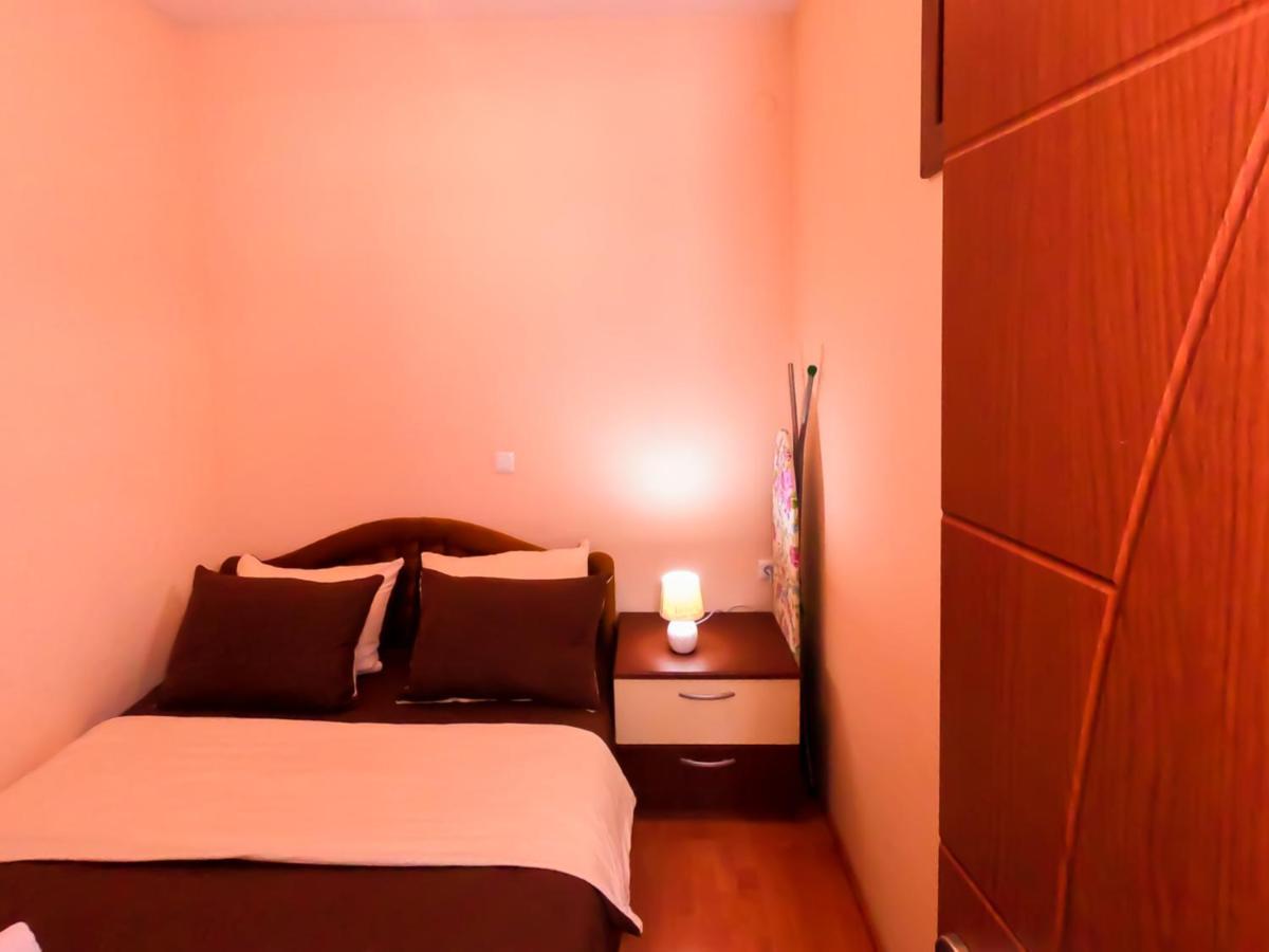 Darni Central Apartments - Bazaar Location With Free Parking Ohrid Exterior foto